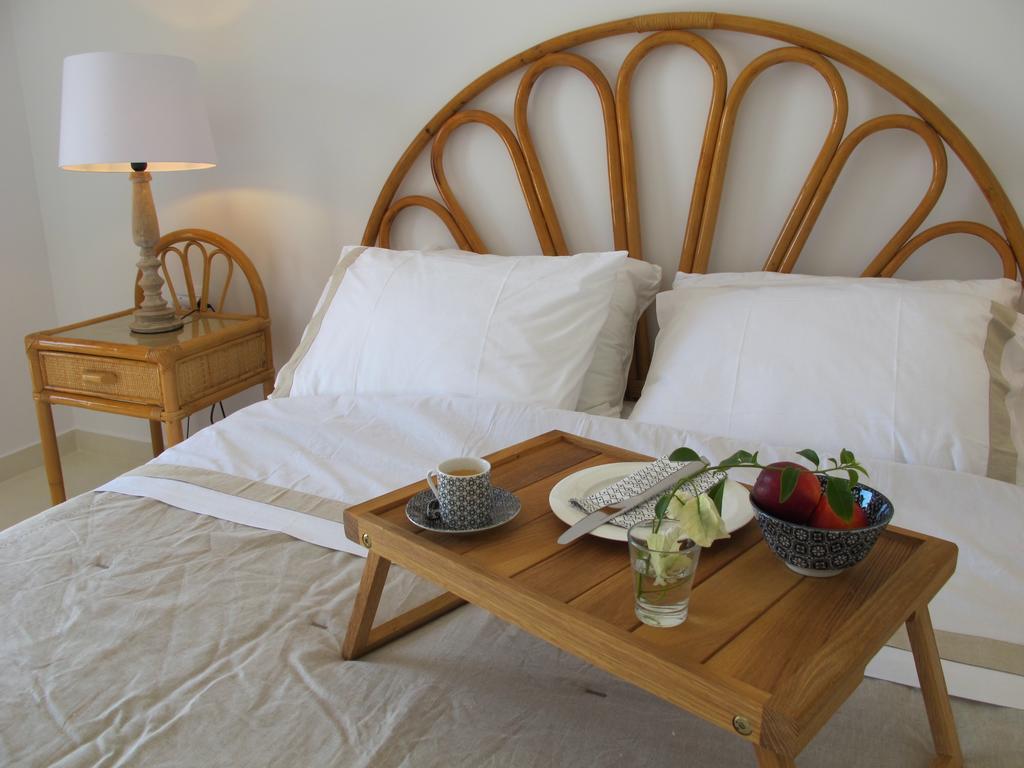 Seafront Calista Beach House With Garden Glifáda Kültér fotó